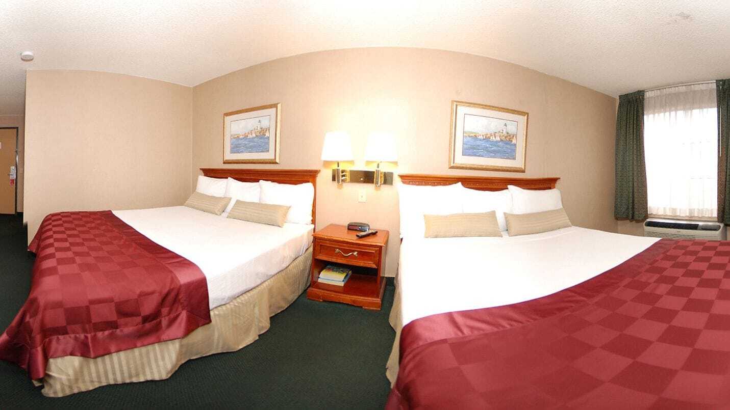Express & Chatsworth By Ihg Los Angeles
