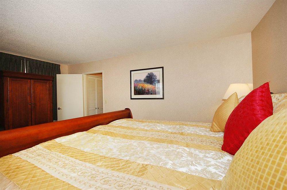 Hotel Express & Chatsworth By Ihg Los Ángeles